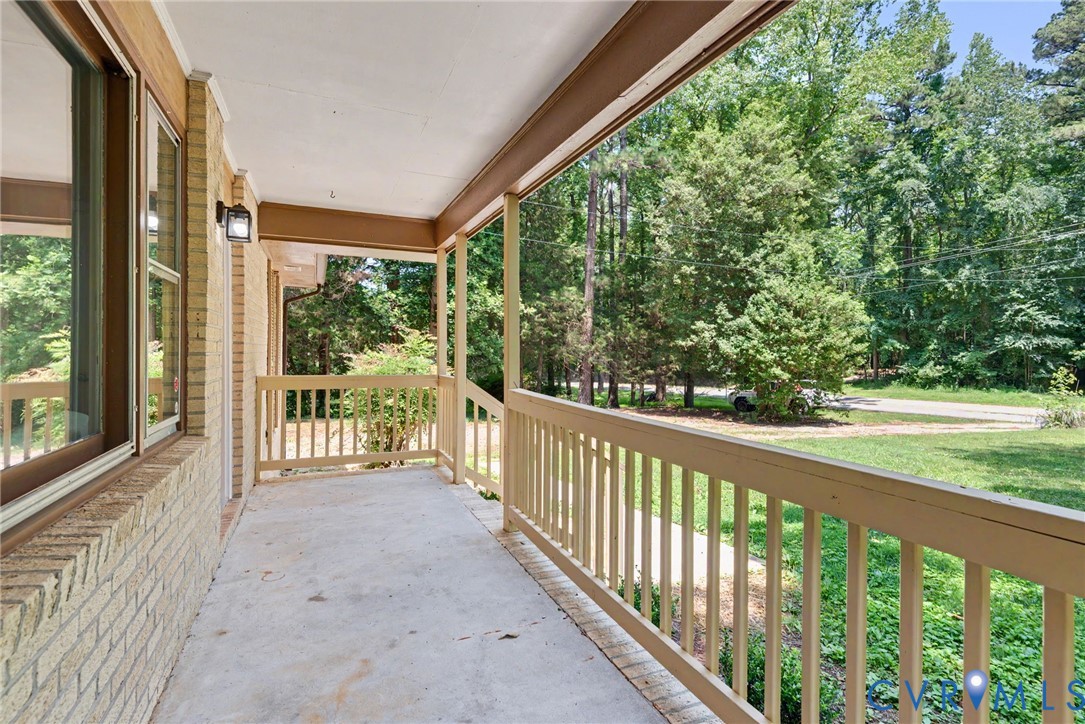 2810 Sutherland Road Sutherland, VA 23885 - Photo 4 of 33