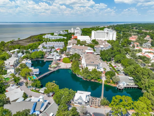 $520,000 | 9100 Baytowne Wharf Boulevard, Unit 373, Miramar Beach, FL 32550