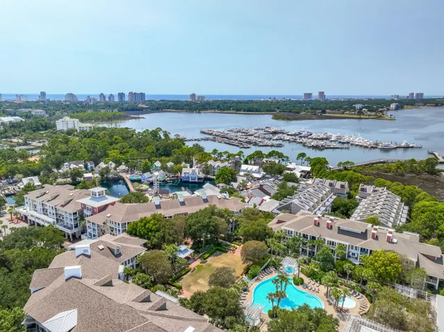 $520,000 | 9100 Baytowne Wharf Boulevard, Unit 373, Miramar Beach, FL 32550