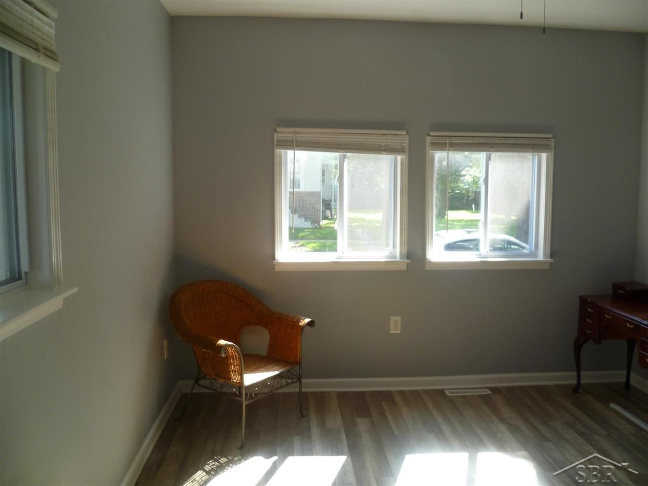 1606 Webster Street Bay City, MI 48708 - Photo 7 of 14 50050704-6.JPG