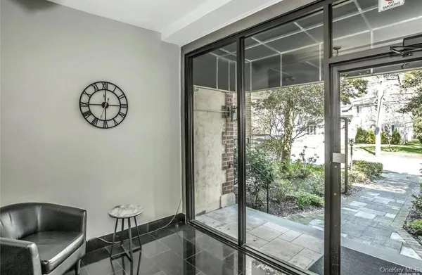 $2,600 | 14-16 Stoner Avenue, Unit 2D, Great Neck, NY 11021