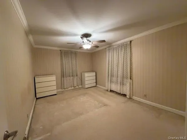 $2,600 | 14-16 Stoner Avenue, Unit 2D, Great Neck, NY 11021