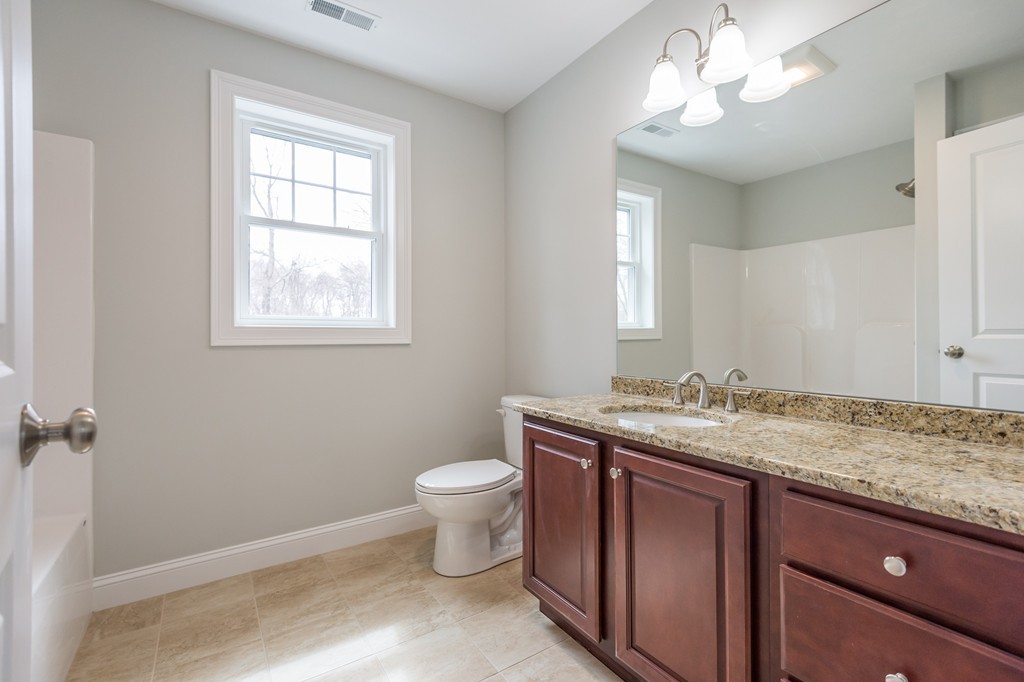 22 R Line Road, Unit 2 Wakefield, MA 01880 - Photo 10 of 19 Gallery Image 10