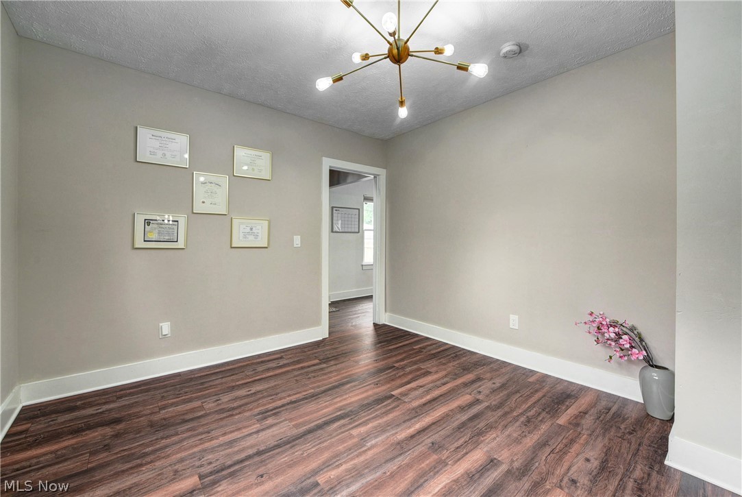 10529 Baltic Road Cleveland, OH 44102 - Photo 18 of 35 Gallery Image 18