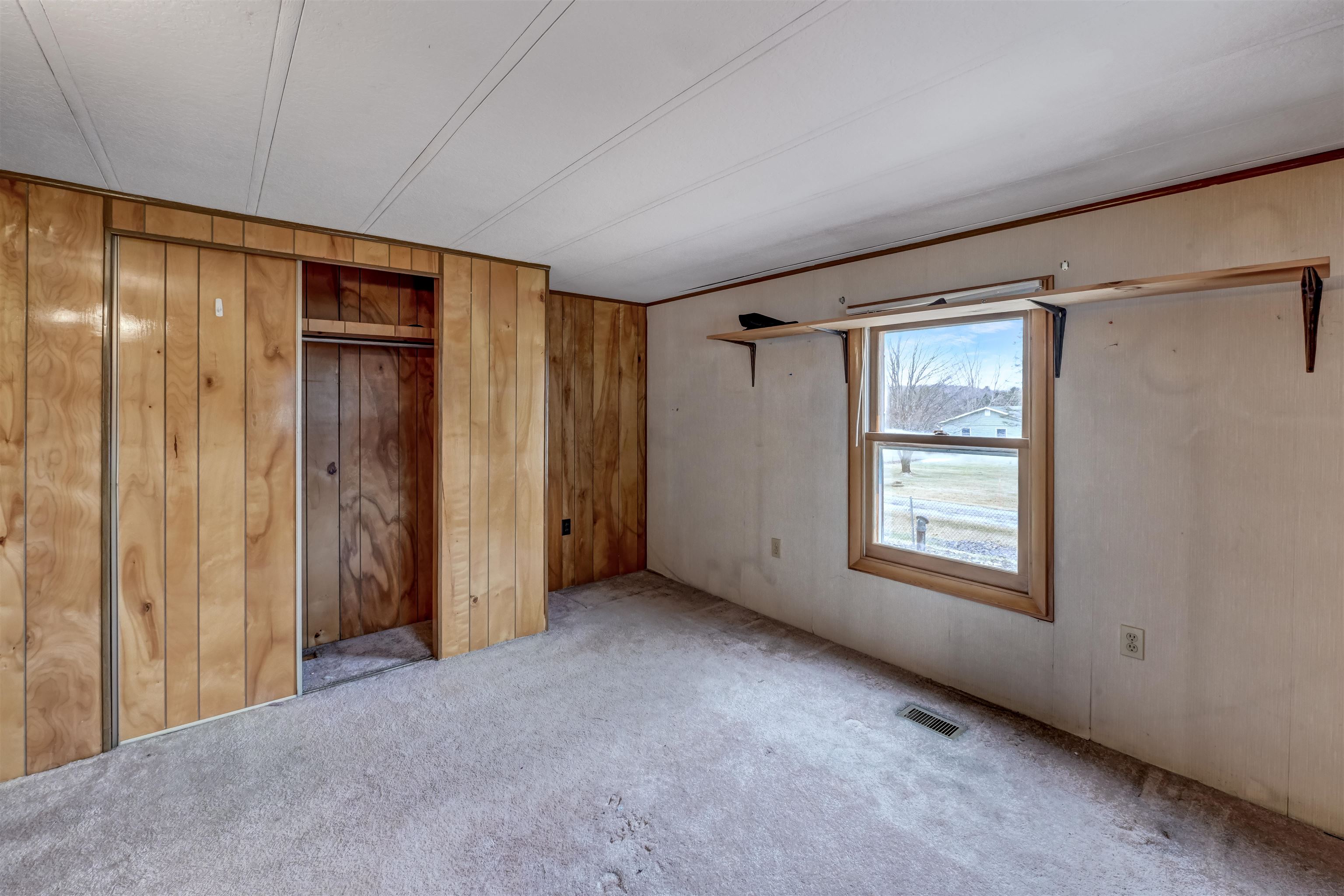 33 Rugg Road St. Albans Town, VT 05455 - Photo 9 of 22