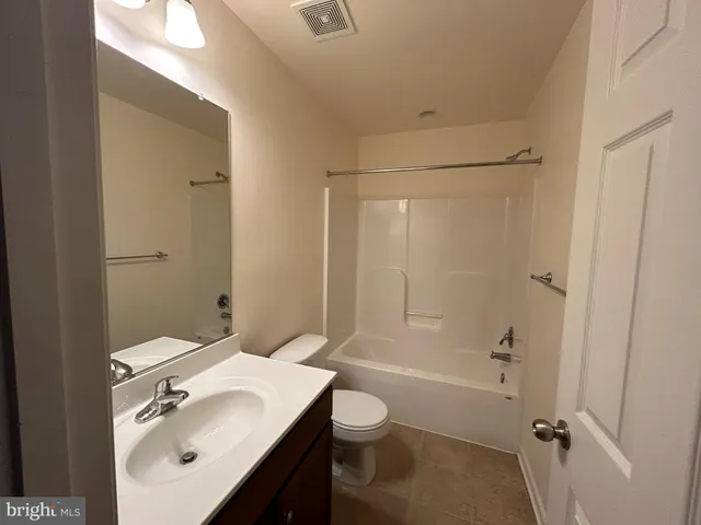 $1,800 | 80 Carnegie Links Drive, Martinsburg, WV 25405