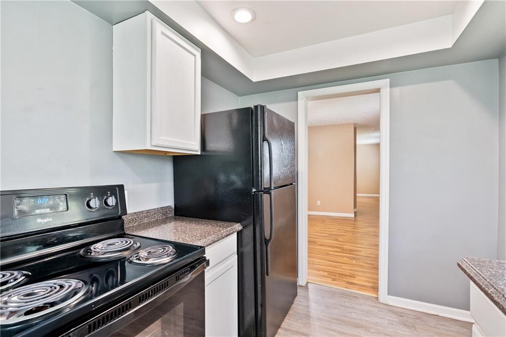 1056 Lessing Street Pittsburgh, PA 15220 - Photo 11 of 27 Gallery Image 11