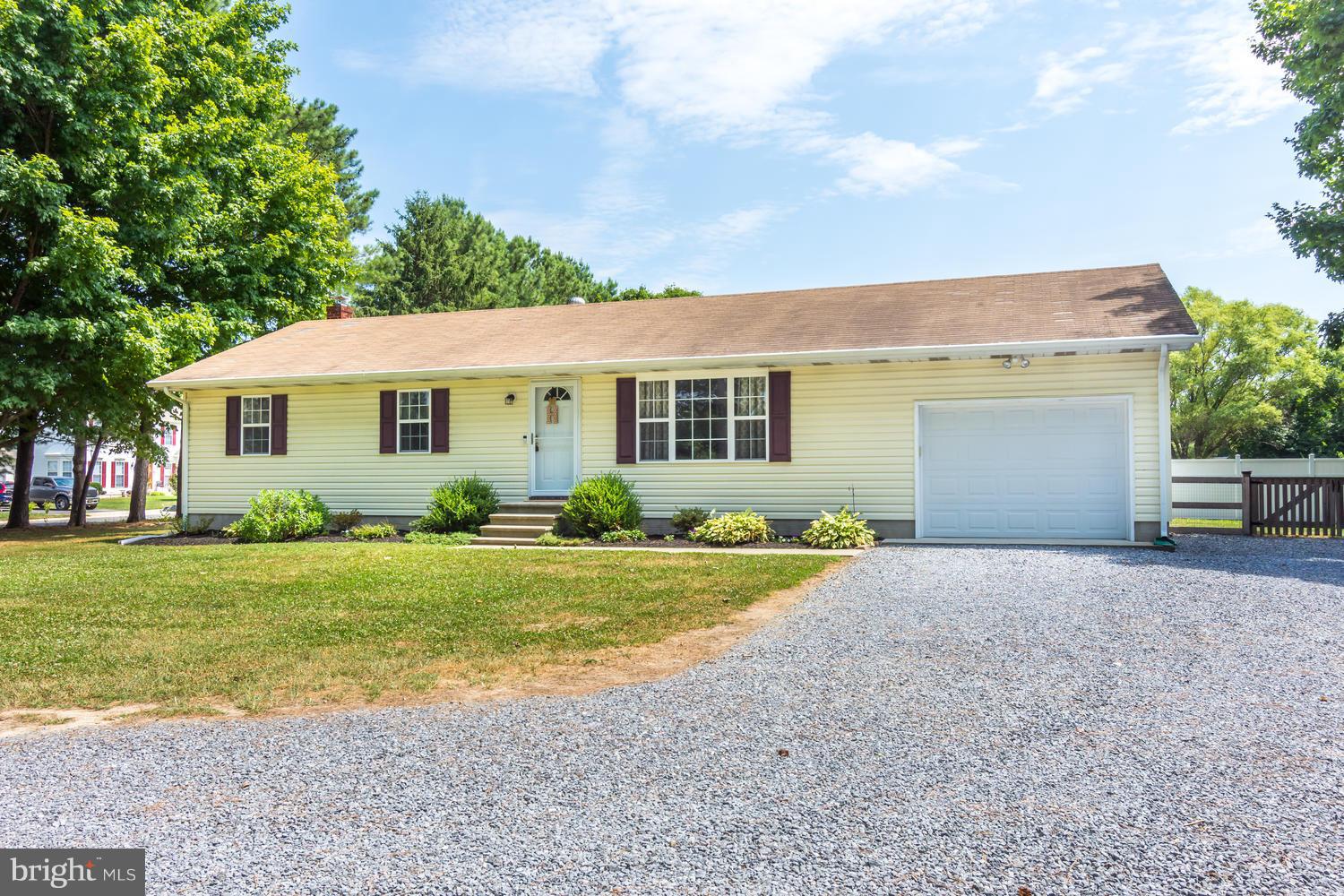 128 Walnut Street Ridgely, MD 21660 - Photo 2 of 30 Exterior (Front)
