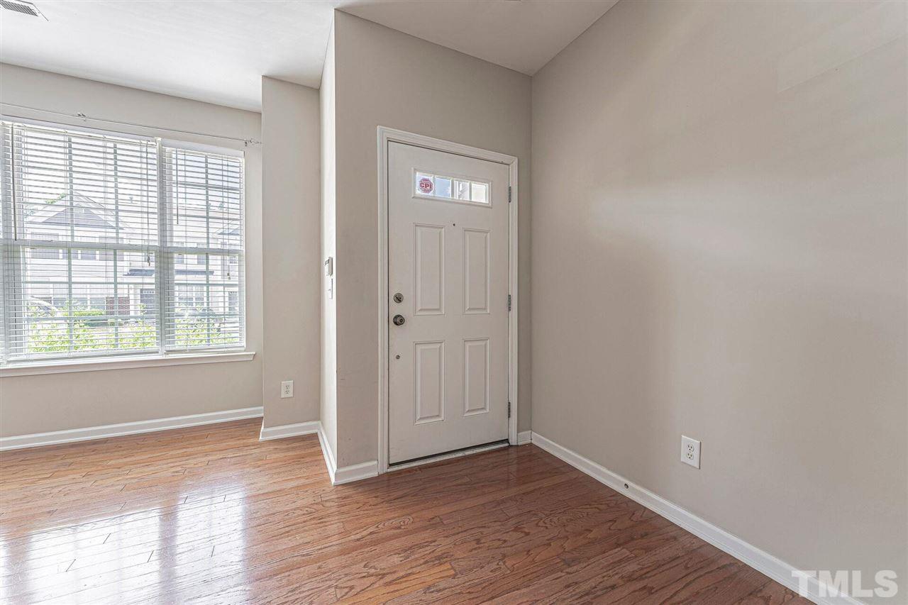 8326 City Loft Court Raleigh, NC 27613 - Photo 3 of 25