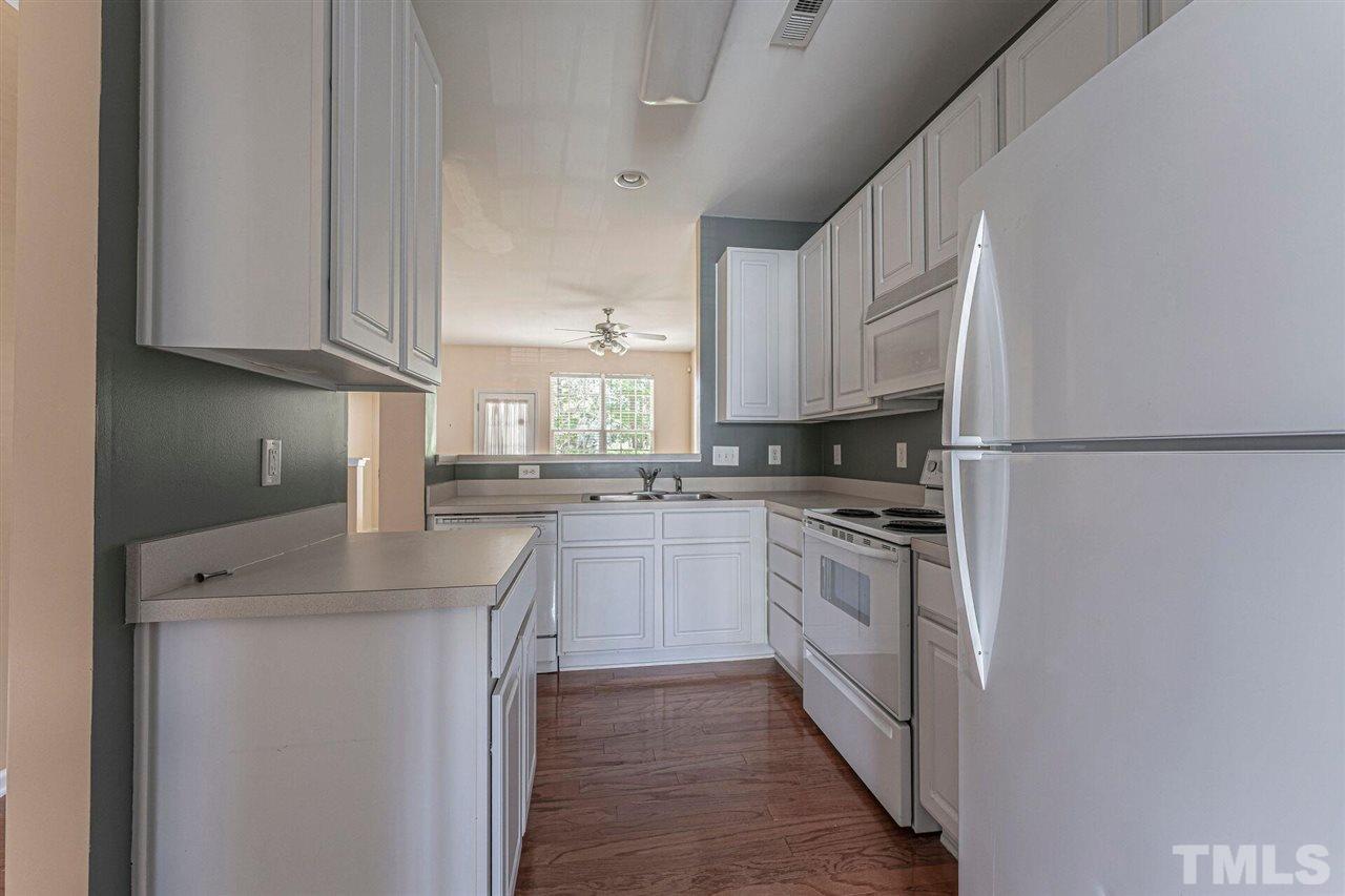 8326 City Loft Court Raleigh, NC 27613 - Photo 7 of 25