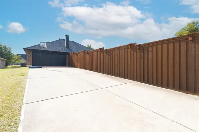 a view of a house with a outdoor space