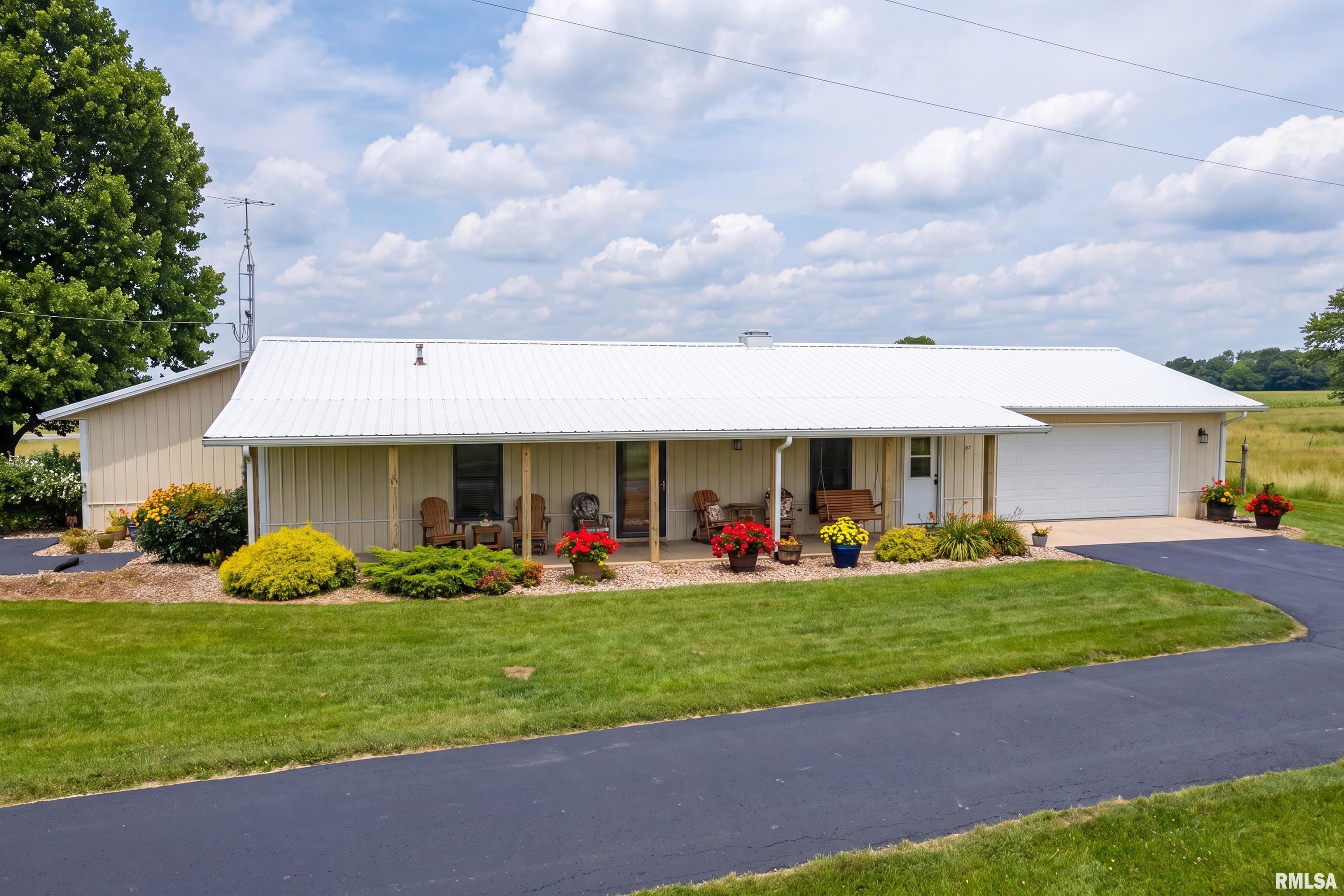 29 Bridle Lane Stonefort, IL 62987 - Photo 7 of 56