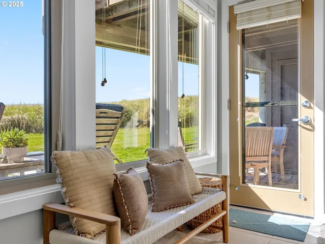 $769,000 | 753 North Breaker Point Drive, Unit 753, Cannon Beach, OR 97110