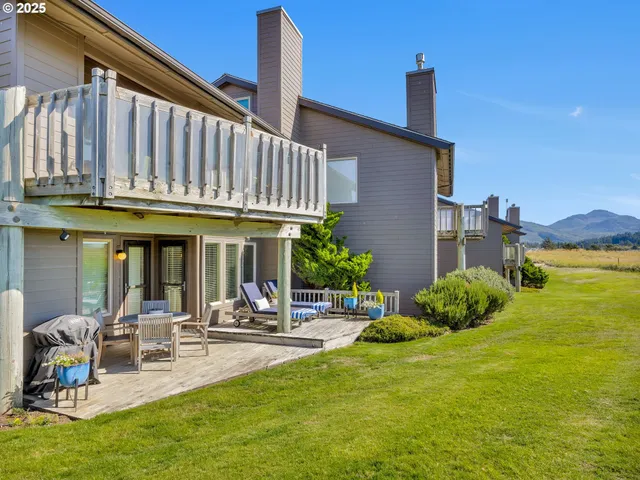 $769,000 | 753 North Breaker Point Drive, Unit 753, Cannon Beach, OR 97110