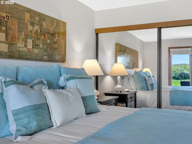 $769,000 | 753 North Breaker Point Drive, Unit 753, Cannon Beach, OR 97110