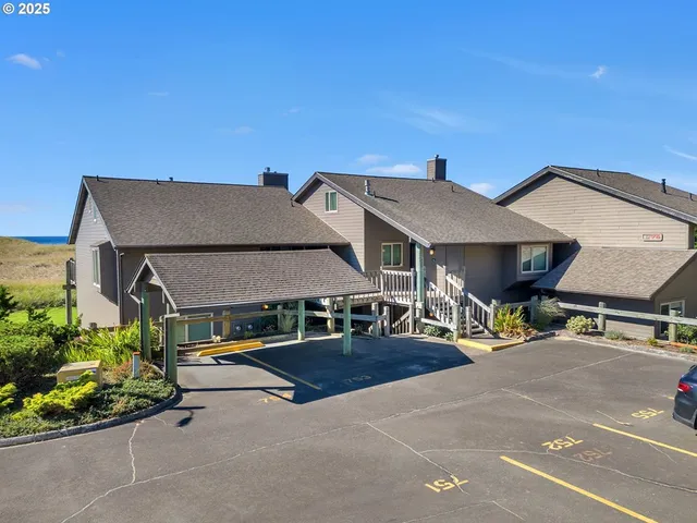 $769,000 | 753 North Breaker Point Drive, Unit 753, Cannon Beach, OR 97110