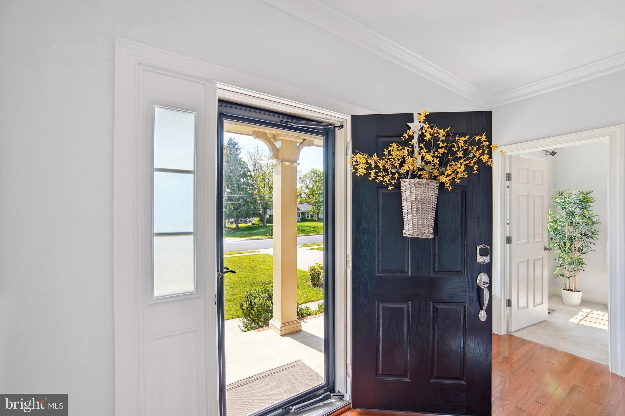 17029 Hughes Road Poolesville, MD 20837 - Photo 5 of 57