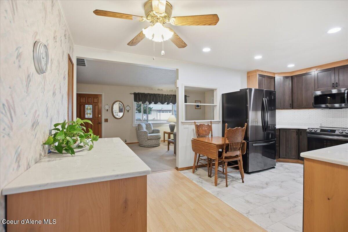 9519 North Baack Street Hayden, ID 83835 - Photo 17 of 46 17-9519 N Baack St_RedHogMedia