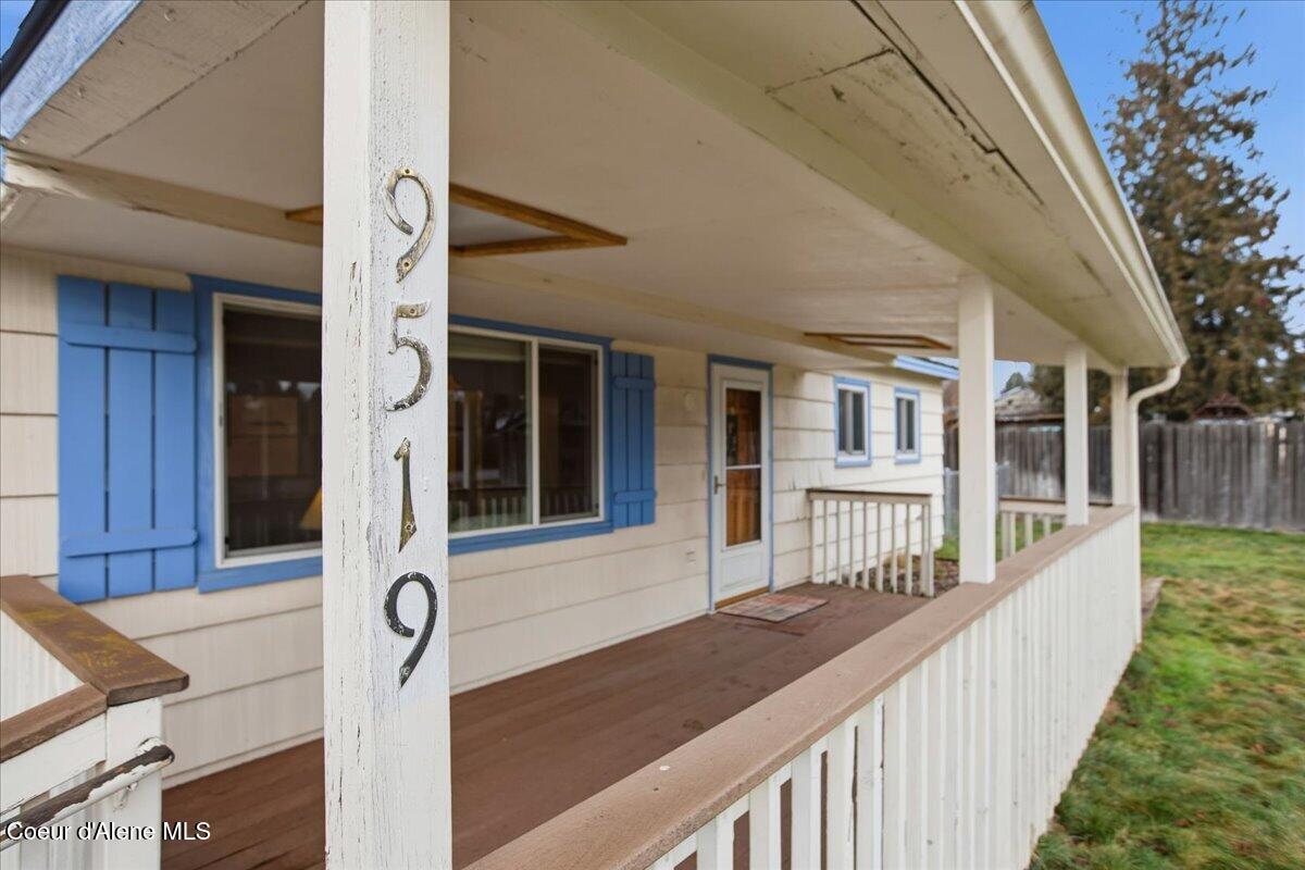 9519 North Baack Street Hayden, ID 83835 - Photo 6 of 46 06-9519 N Baack St_RedHogMedia