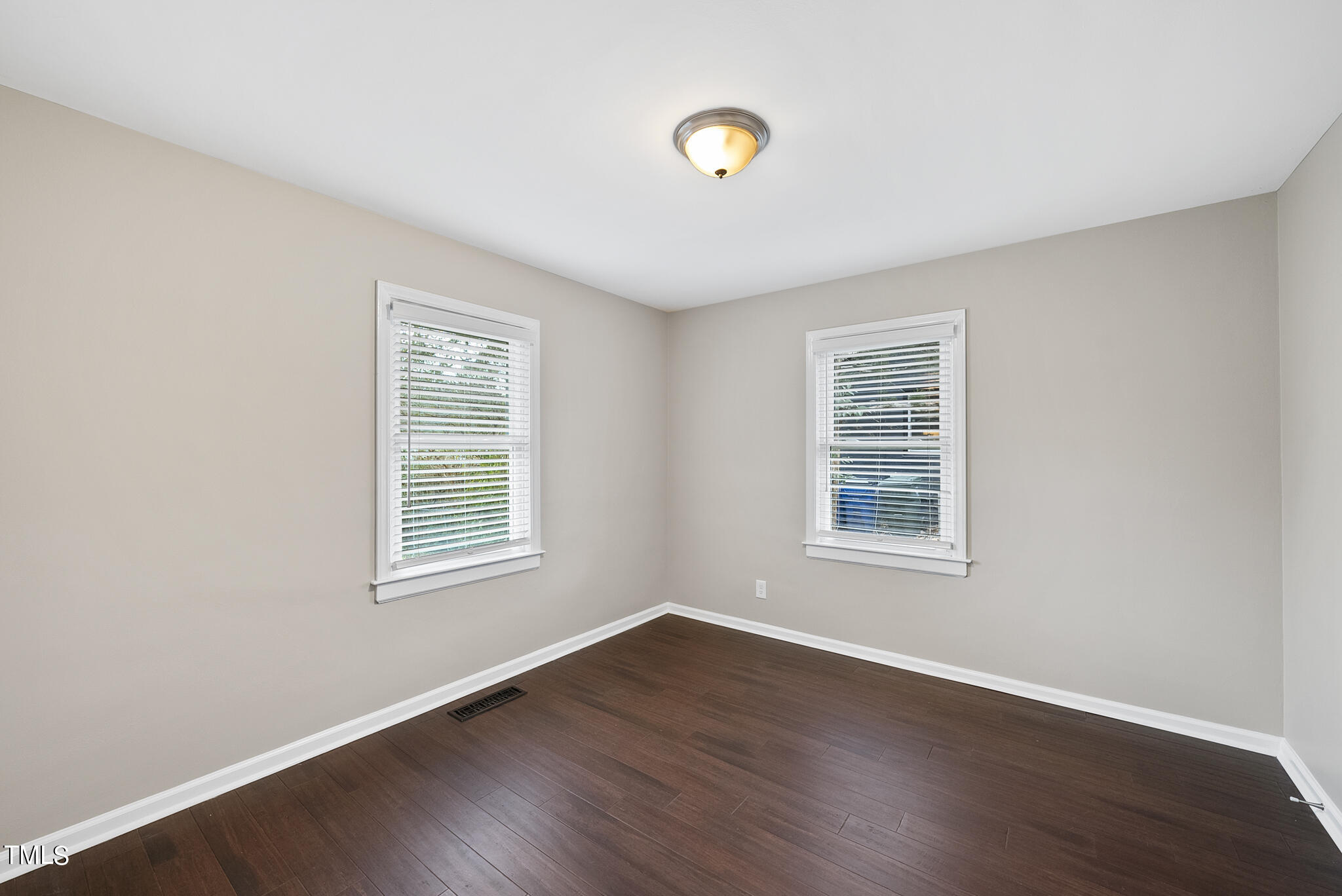 2476 Milburnie Road Raleigh, NC 27610 - Photo 16 of 25 DSC05508