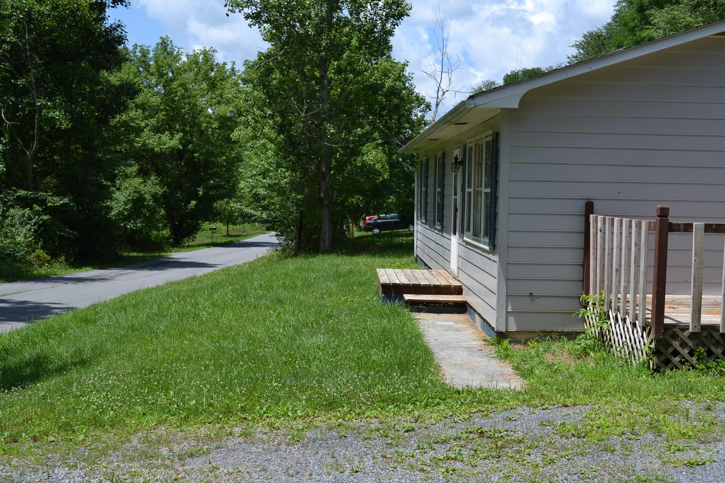 187 Cades Field Road Union, WV 24983 - Photo 7 of 7 Gallery Image 7