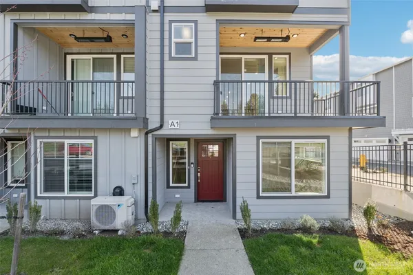 $689,995 | 15423 Admiralty Way, Unit A1, Lynnwood, WA 98087