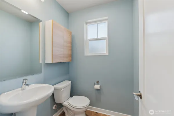 $689,995 | 15423 Admiralty Way, Unit A1, Lynnwood, WA 98087