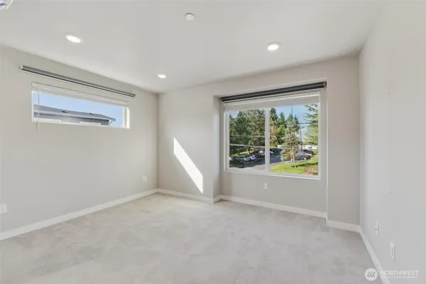 $689,995 | 15423 Admiralty Way, Unit A1, Lynnwood, WA 98087