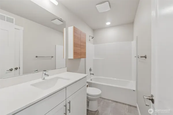 $689,995 | 15423 Admiralty Way, Unit A1, Lynnwood, WA 98087