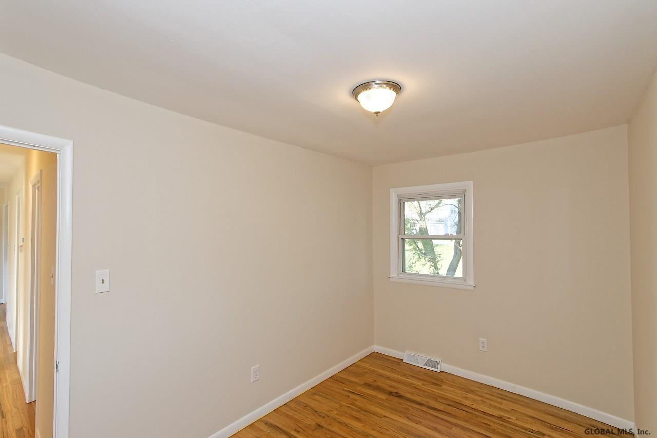 41 Mt Riga Avenue Colonie, NY 12110 - Photo 13 of 26 Photo 15