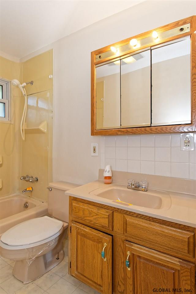 41 Mt Riga Avenue Colonie, NY 12110 - Photo 15 of 26 Photo 17