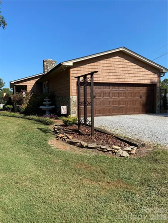 a front view of house with yard