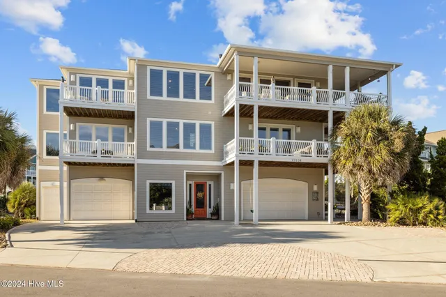 $1,599,900 | 10108 Seabreeze Drive, Emerald Isle, NC 28594