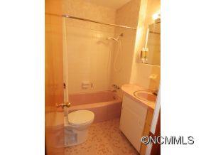76 Ball Gap Road Arden, NC 28704 - Photo 10 of 24 Gallery Image 10