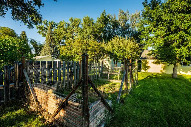 $335,000 | 936 North Carrington Avenue, Buffalo, WY 82834