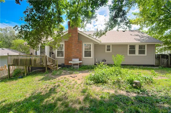$359,990 | 636 Sheidley Avenue, Bonner Springs, KS 66012