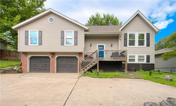 $359,990 | 636 Sheidley Avenue, Bonner Springs, KS 66012