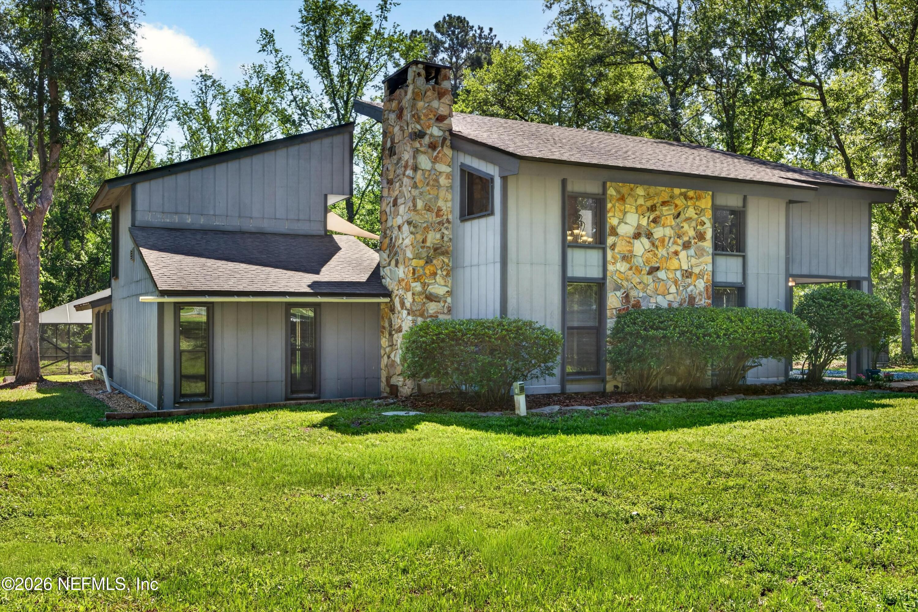 2411 Halperns Way Middleburg, FL 32068 - Photo 3 of 38 35-2411 Halperns Way-39