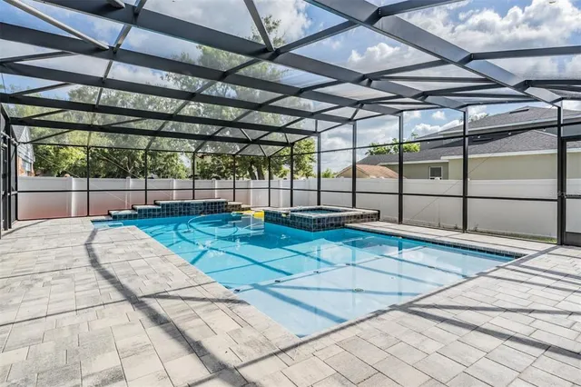 $769,500 | 811 Fairlington Drive, Lakeland, FL 33813