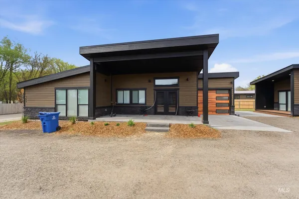 $489,900 | 384 West London Street, Middleton, ID 83644