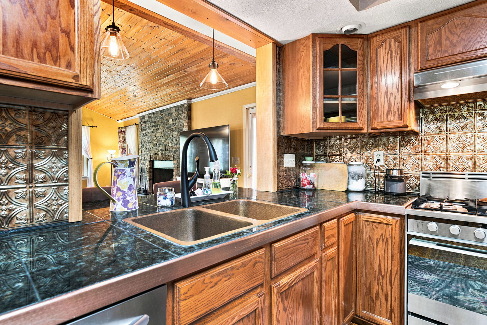 1613 Locust Road Morris, IL 60450 - Photo 14 of 47