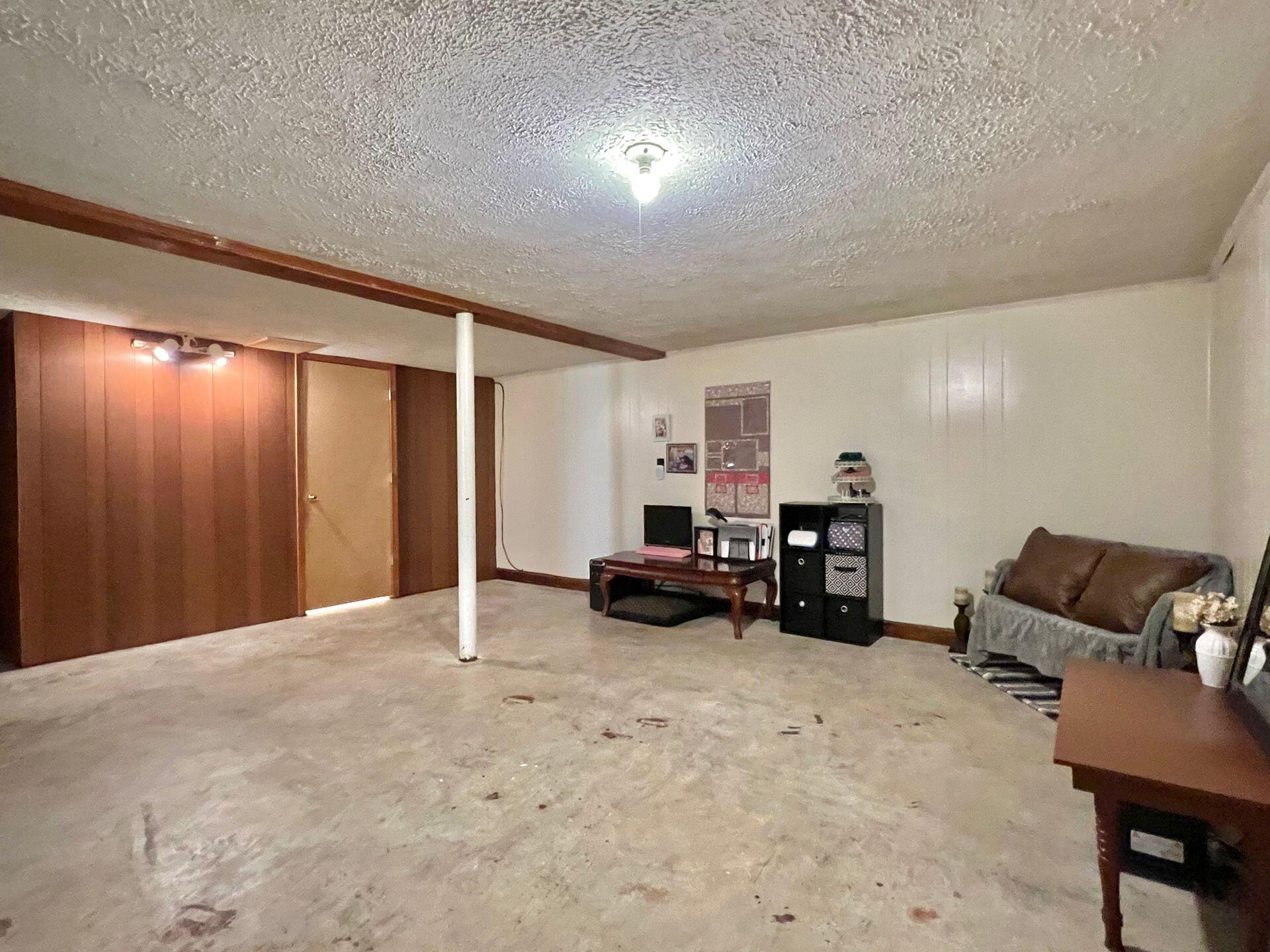 5541 Riggs Street Dublin, VA 24084 - Photo 34 of 75 33