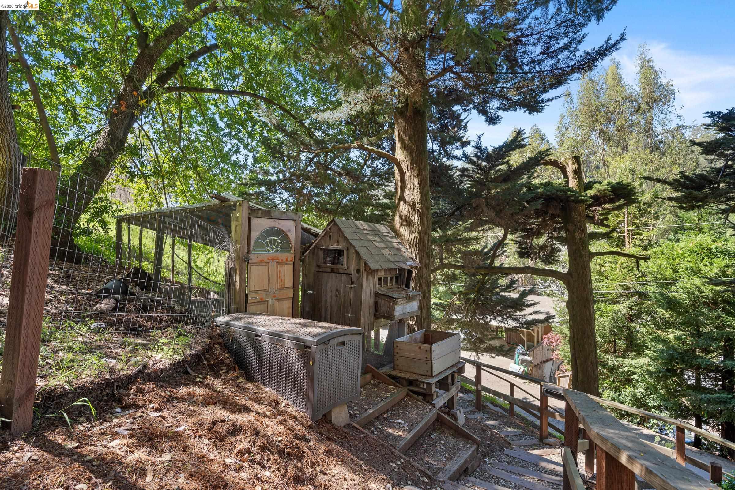 6600 Heather Ridge Way Oakland, CA 94611 - Photo 53 of 58 View of chicken coop