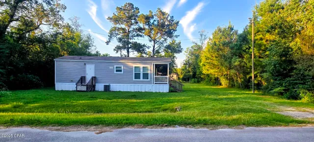 $129,700 | 233 Tennessee Street, Wewahitchka, FL 32465