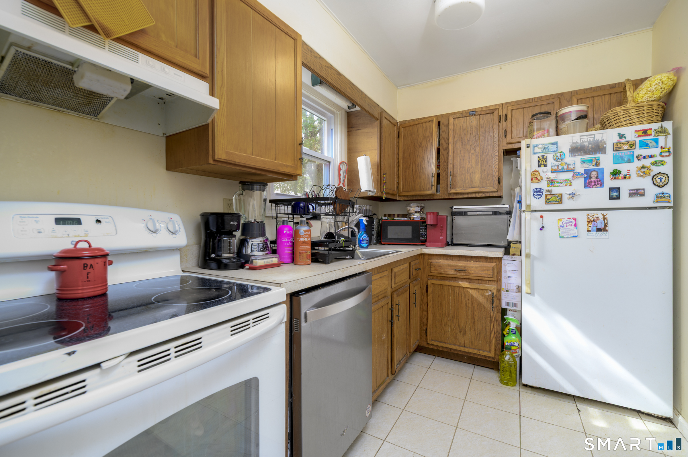 55 New Norwalk Road New Canaan, CT 06840 - Photo 5 of 32 3 Bedroom kitchen
