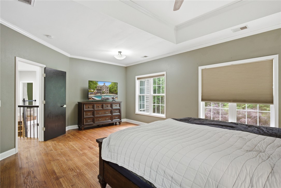 207 Devonhurst Drive Seneca, SC 29678 - Photo 19 of 50 Primary Bedroom on Upper Level