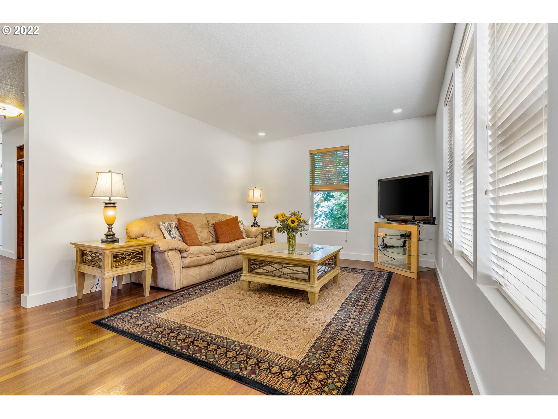 10745 Northwest Rainmont Road Portland, OR 97229 - Photo 14 of 32 Living Room
