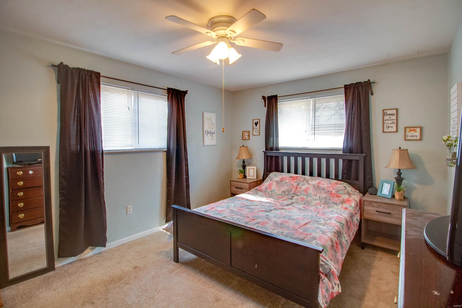902 Pardee Road Godfrey, IL 62035 - Photo 21 of 33 Gallery Image 21