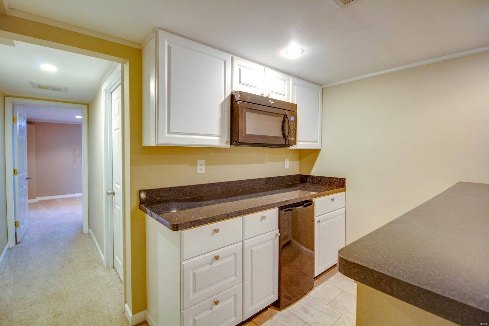 902 Pardee Road Godfrey, IL 62035 - Photo 27 of 33 Gallery Image 27