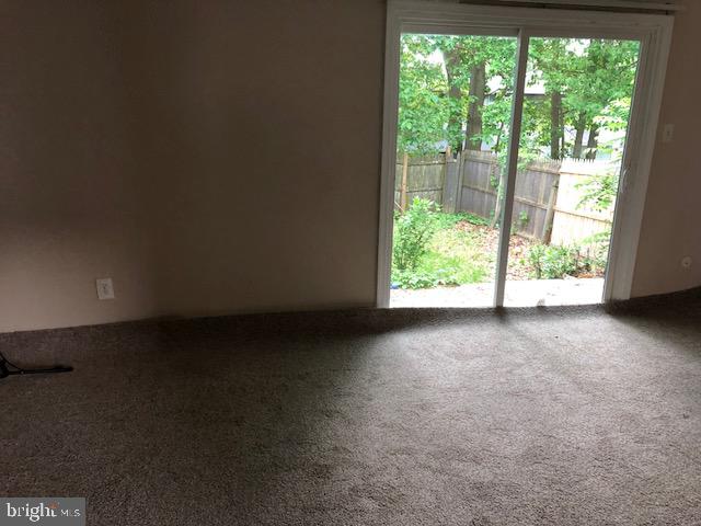 66 Brookshire Road Sicklerville, NJ 08081 - Photo 2 of 18 Gallery Image 2